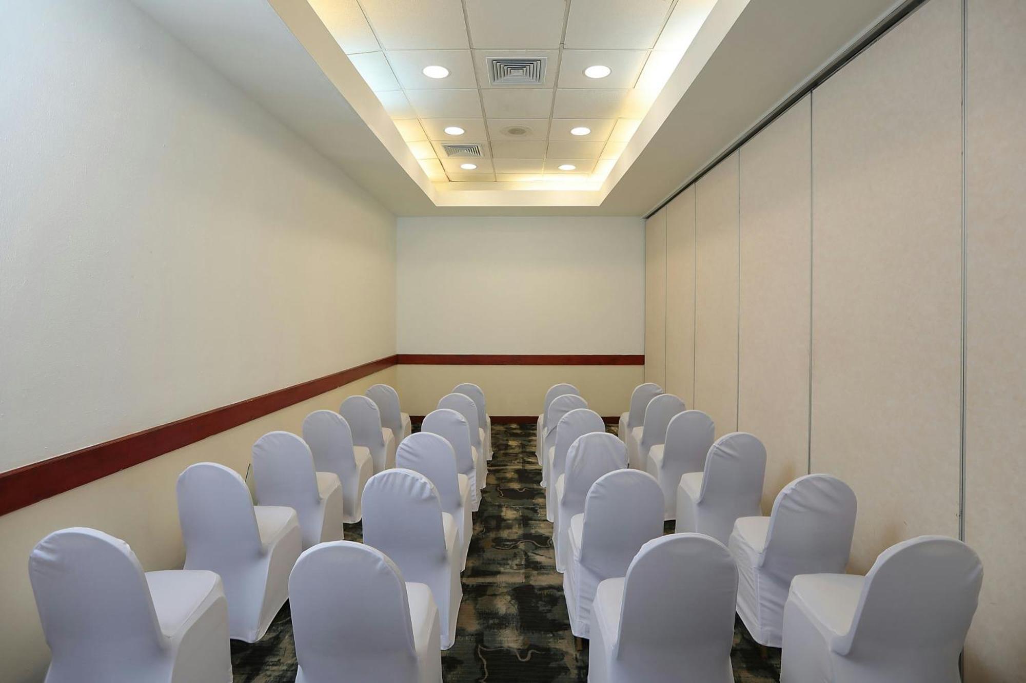 Four Points By Sheraton Santo Domingo La Caleta Luaran gambar
