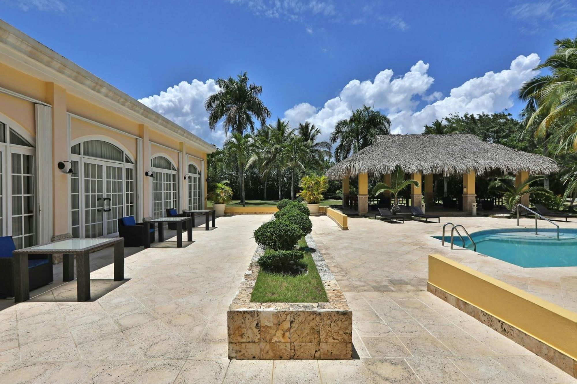 Four Points By Sheraton Santo Domingo La Caleta Luaran gambar