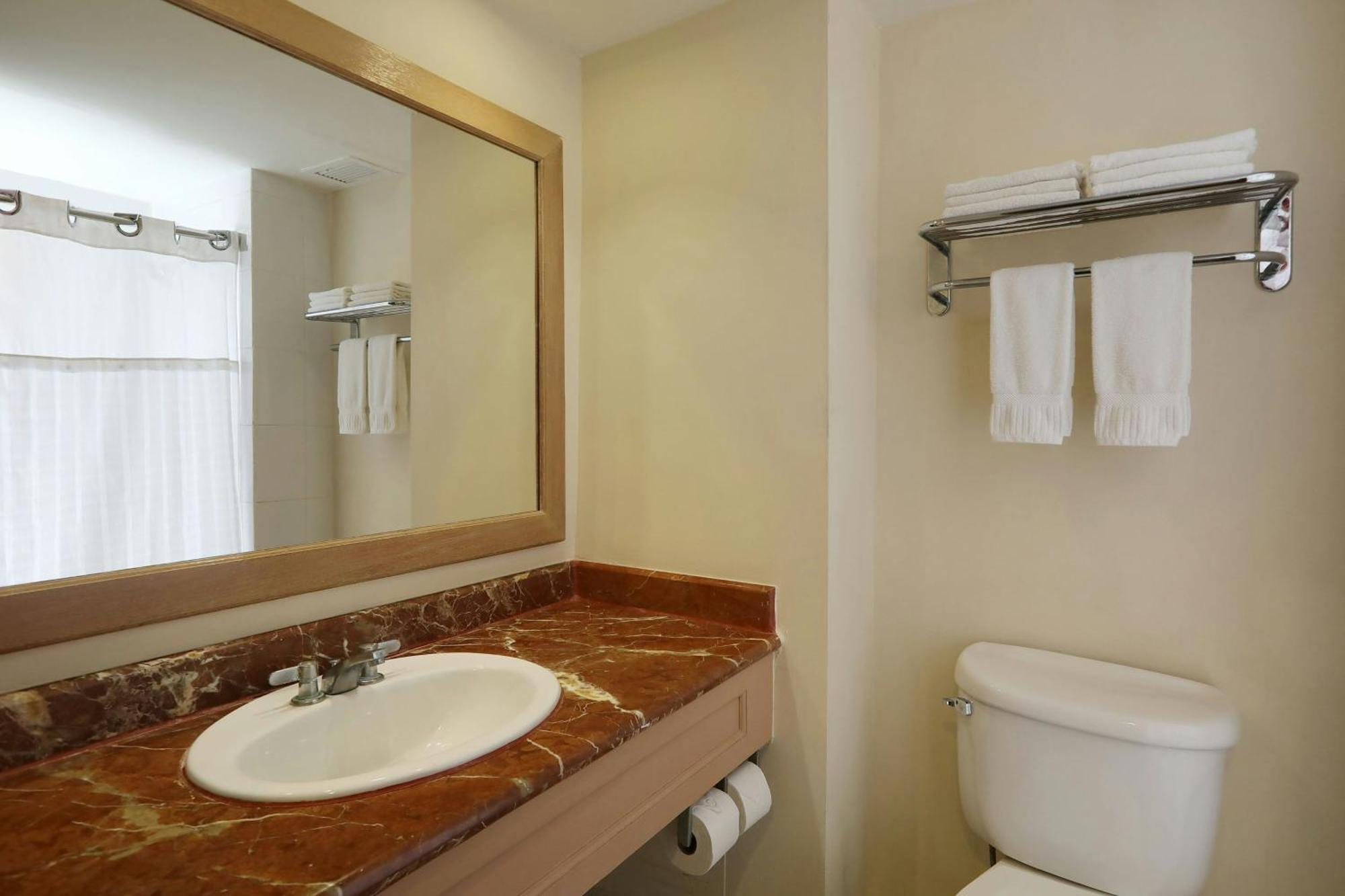 Four Points By Sheraton Santo Domingo La Caleta Luaran gambar