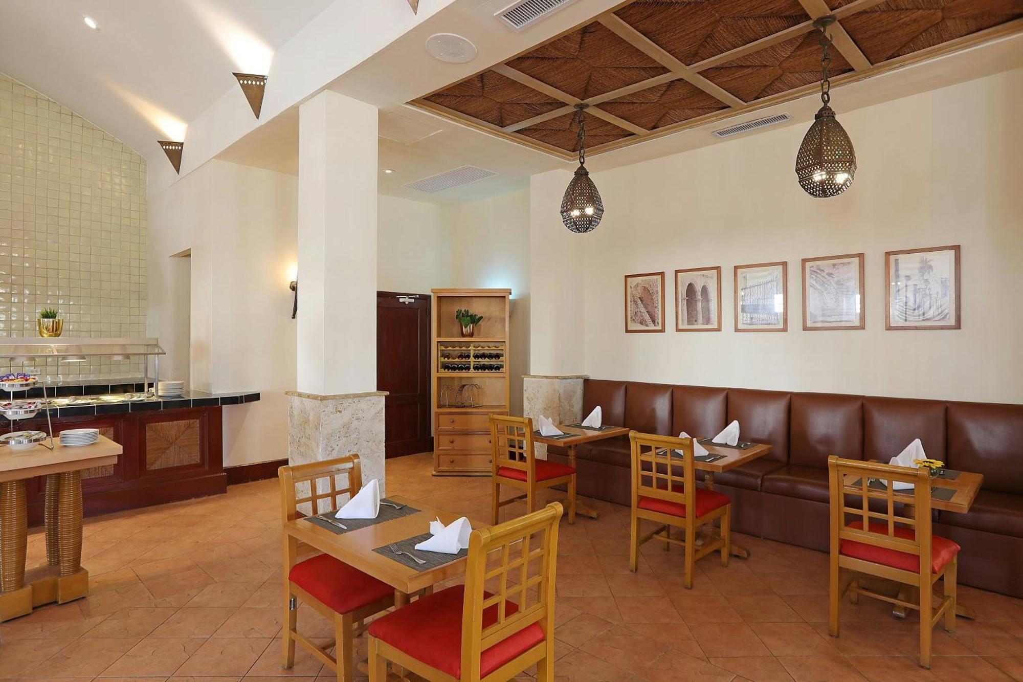 Four Points By Sheraton Santo Domingo La Caleta Luaran gambar