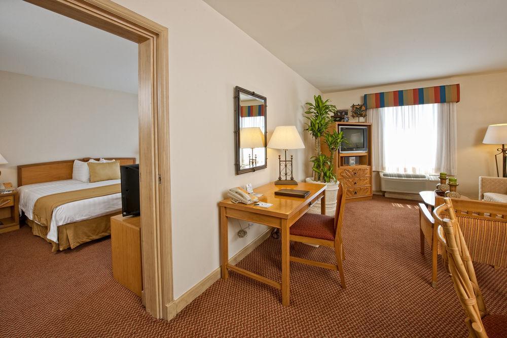 Four Points By Sheraton Santo Domingo La Caleta Luaran gambar